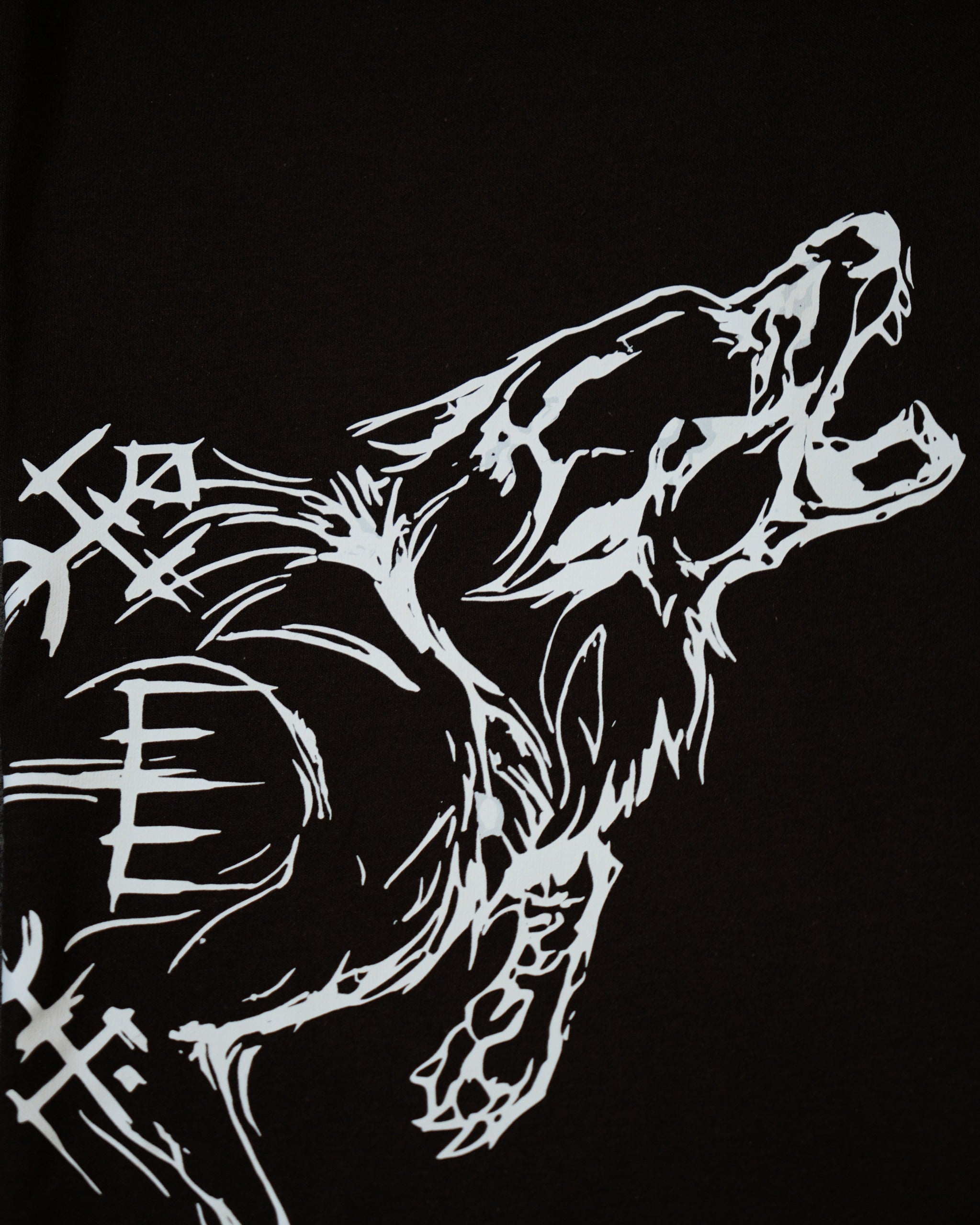 Polera Wolf Spirit NEGRA